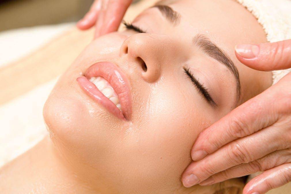 Dr. Melinda Silva MD Spa Services Dr. Melinda Silva MD Spa Services